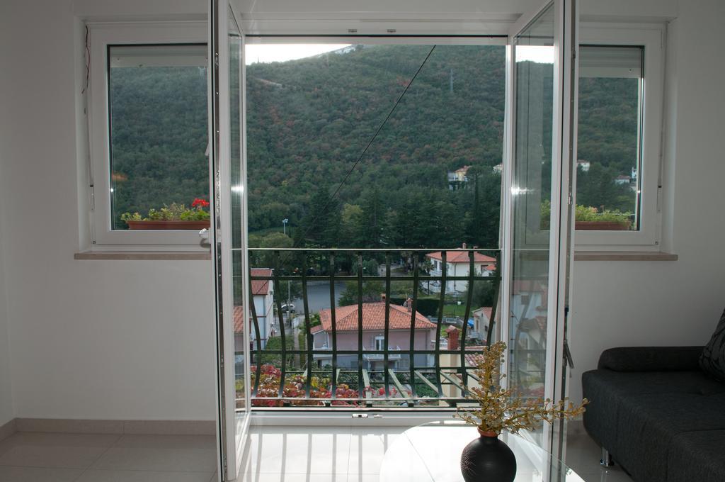 Apartment Gregov Mošćenička Draga Extérieur photo
