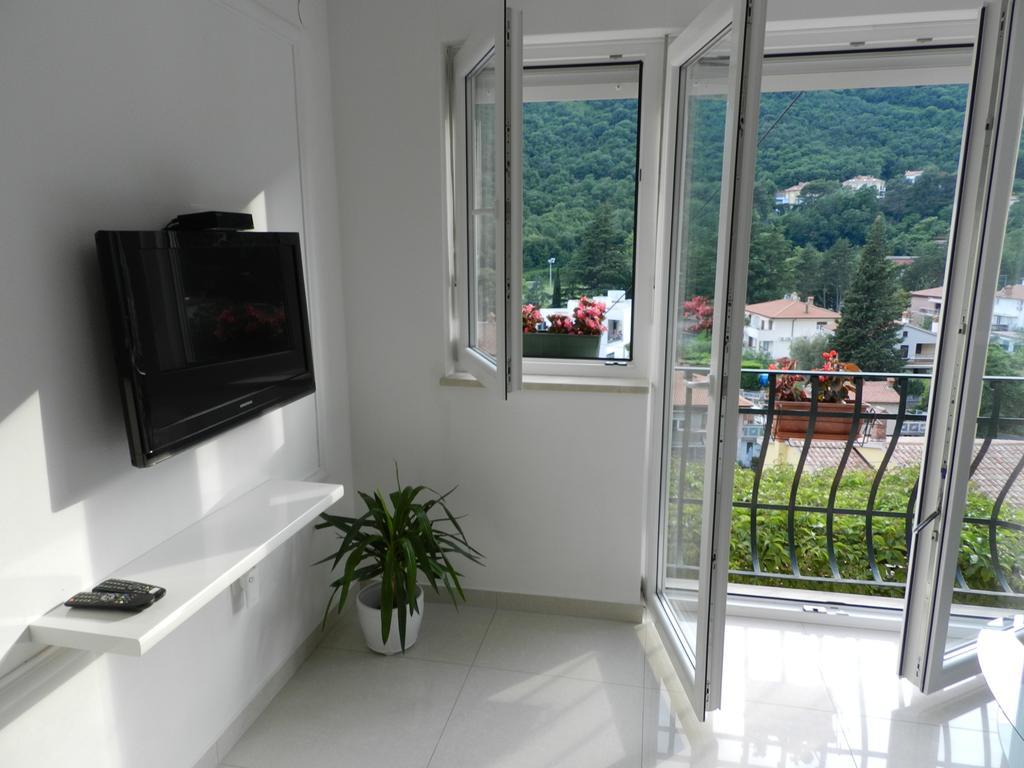 Apartment Gregov Mošćenička Draga Extérieur photo